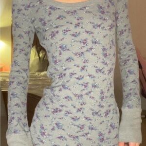 Mossimo Supply Co. Gray & Purple Floral Thermal Size L